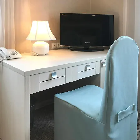 Eney Hotel